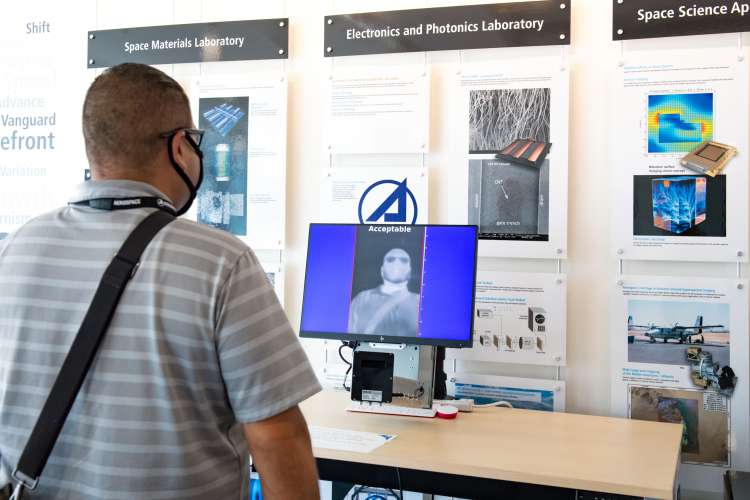 T-Case Fever Indicator in Lobby, 20200708-Bert-115.jpg 